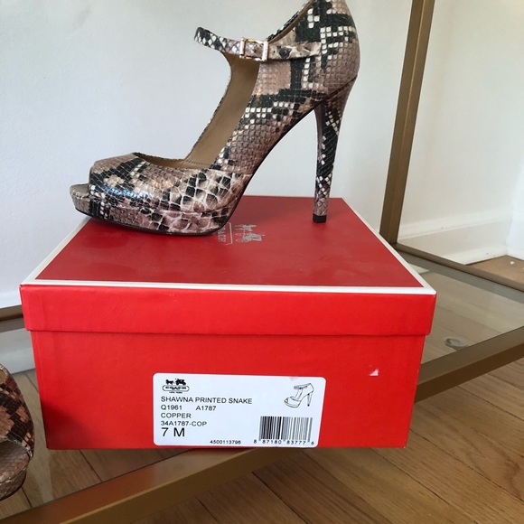 Coach Shawna Printed Snakeskin Leather heels - 7 - Picture 2 of 7